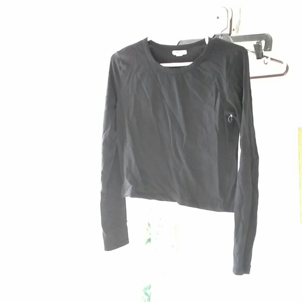 NWOT Ardene Black T-shirt